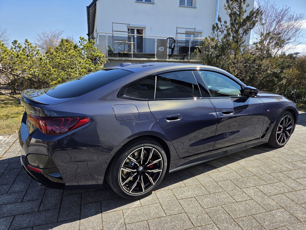 G26 in Sepia Metallic