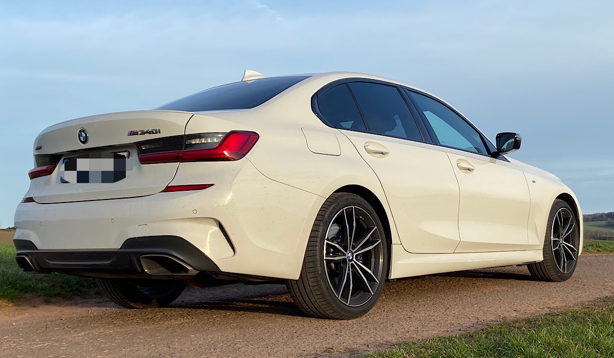 M340i
