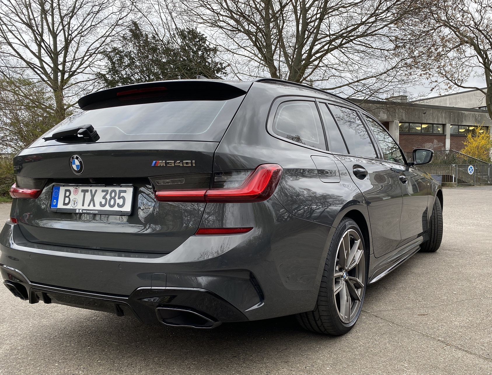 M340i, Dravitgrau, M-Performance Seitenschweller + Heckdiffusor