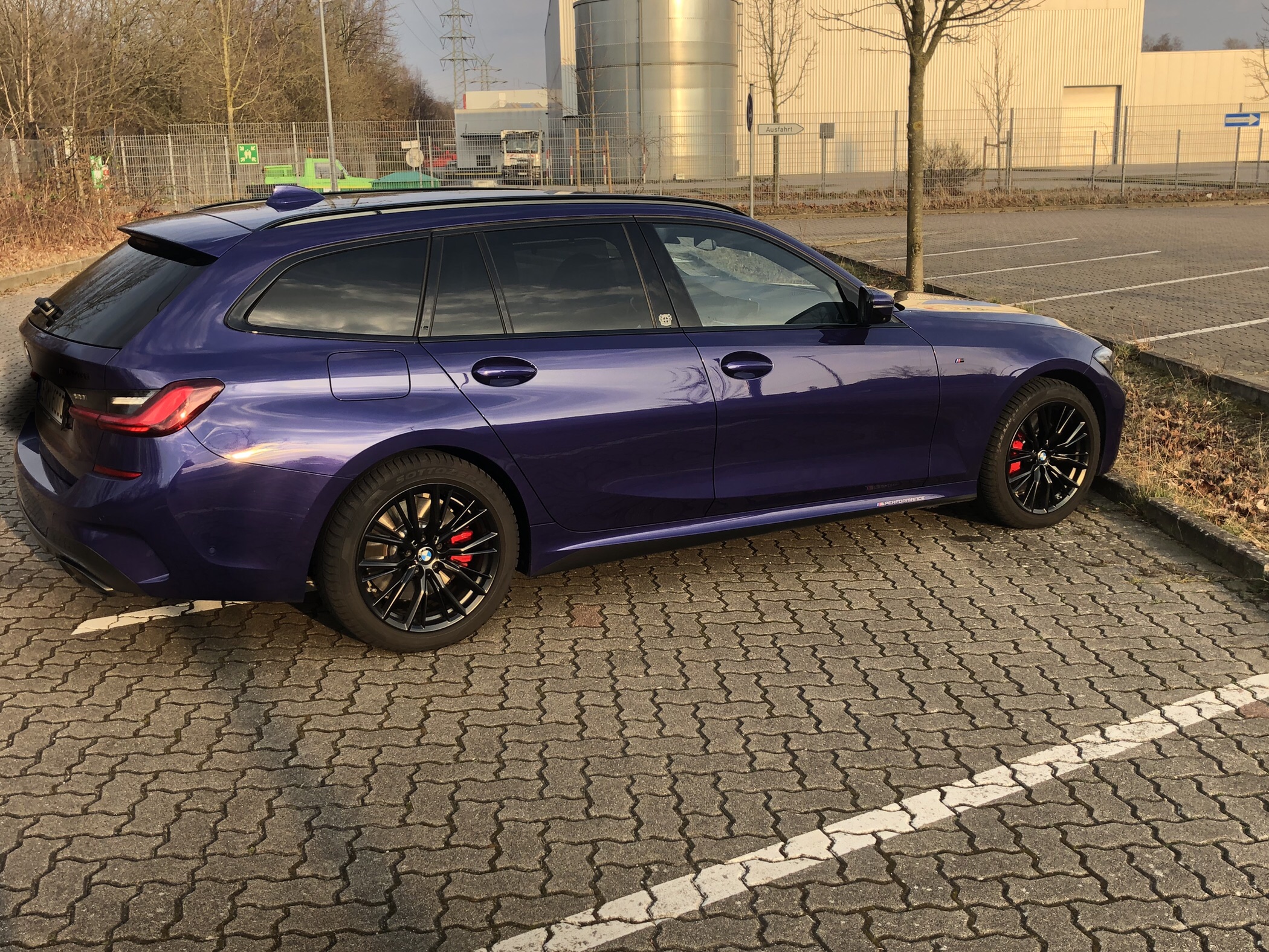 M340i individual Velvetbluemet