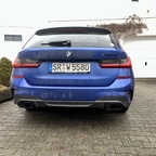 Umrüstung auf schwarze Logos (xDrive & M340d) und schwarze ESD-Blenden